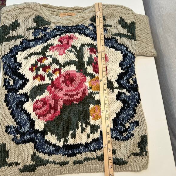 Vintage One Step Up Womens Chunky Sweater Size M Hand Knit Floral Graphic Boho - Picture 7 of 9